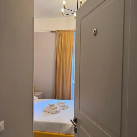 8 - 9 In Trastevere * Рим